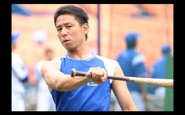 DeNAが川村丈夫、柳田殖生両氏との来季コーチ契約発表