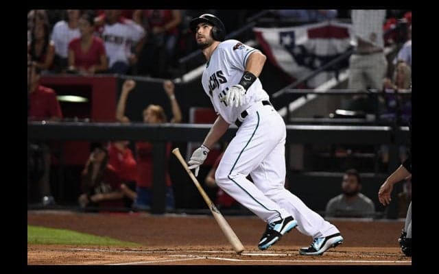 ダイヤモンドバックスが乱打戦を制して勝利！　地区Sでドジャースと対戦