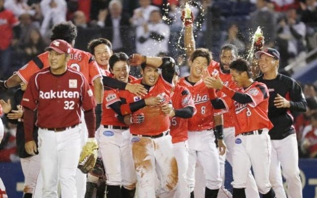 井上が決死のヘッドスライディング！千葉ロッテが劇的サヨナラ勝ち！