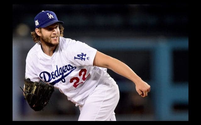 ドジャース本拠地で先勝！　カーショーソロ4発被弾も打線爆発12安打9得点