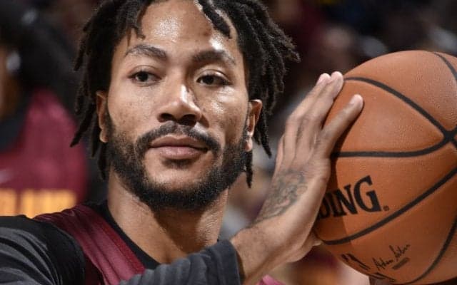 キャバリアーズで復活を予感させるデリック・ローズ、JR・スミスはその加入を「ほとんどタダで獲得したようなもの」と歓迎