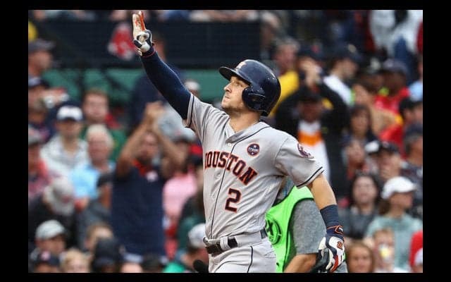 アストロズ23歳成長株が値千金の同点アーチ　「一振り」に懸けて殊勲の一撃