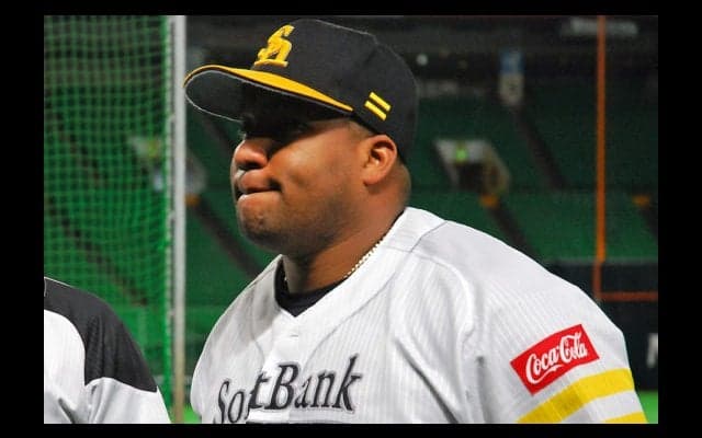 鷹補強の目玉デスパが打撃2冠　「風」の有無も影響、自身初30発＆100打点