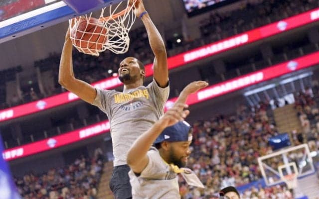 ケビン・デュラントがヤニス・アデトクンボを絶賛「史上最高の選手になれる逸材」