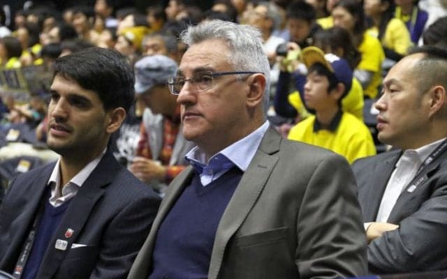 日本代表ヘッドコーチのフリオ・ラマスが今日の栃木ブレックスvs千葉ジェッツを視察「これから全チームを見る」と意欲