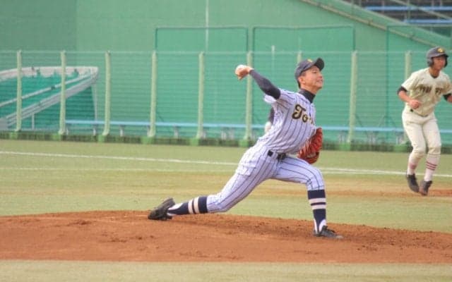 最速147キロのタフネススリ-クォーター　金久保 優斗（東海大市原望洋）