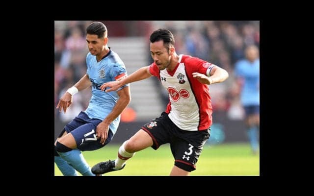 プレミアで再びキャプテンの吉田麻也。「そういう立場は自覚している」