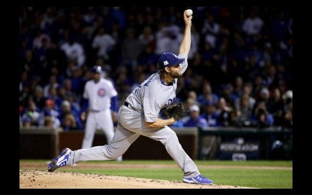 【MLBプレーオフ】ドジャース大量8点リードで後半へ、カーショー5回まで2安打1失点の快投中