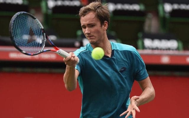 21歳のメドべデフが第1シードのカレーニョ ブスタを81分で撃破[クレムリン・カップ]