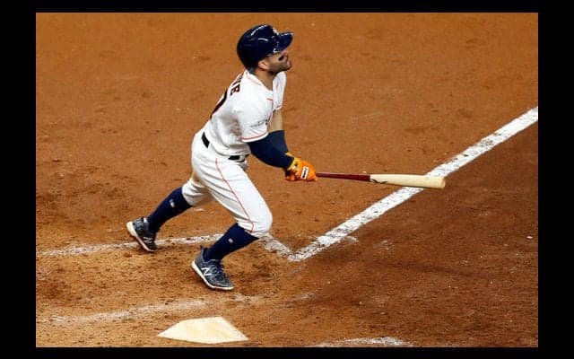 【MLBプレーオフ】“小さな巨人”アルトゥーベがWSへ大きな一発、右ソロ弾で2点目を追加