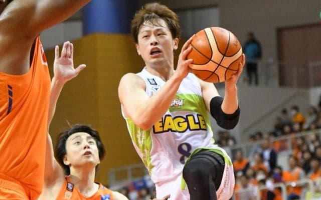 レバンガ北海道の『粘りのバスケ』は第4クォーターに効く！ 連日の逆転劇で新潟アルビレックスBBを撃破