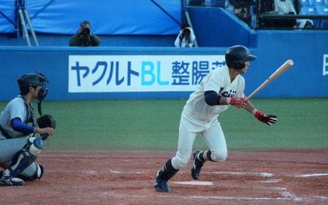 竹村が決勝打！明大が東大・宮台の攻略に成功して優勝に前進！【東京六大学野球】