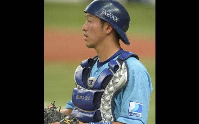 捕手転向4年目で、社会人を代表する女房役に　岸田 行倫（大阪ガス・捕手）