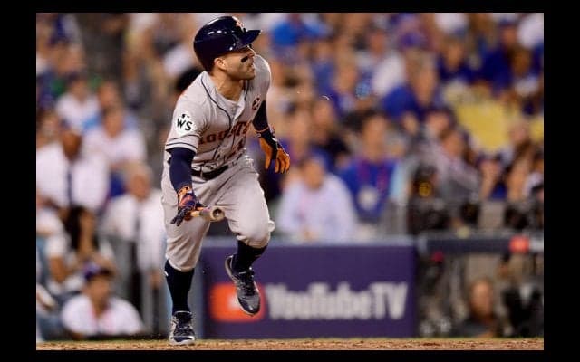 【MLBプレーオフ】アストロズ延長11回劇的勝利で1勝1敗　両軍合わせて8本塁打はWS新記録