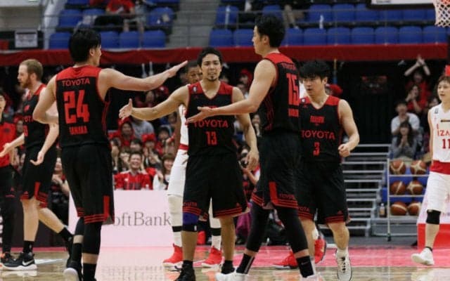 『勝者のメンタル』を注入され第2クォーターに逆転したアルバルク東京、主導権を渡すことなく富山グラウジーズに連勝