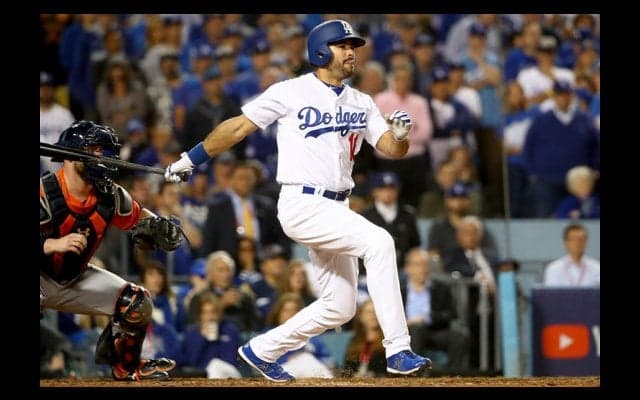 【MLBプレーオフ】ドジャース反撃の狼煙になるか…6回に代打イーシア適時打で1点を返す