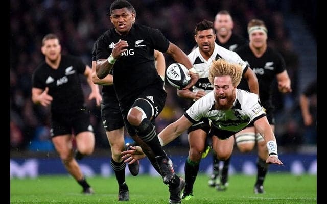  オールブラックスの欧州ツアー開始　初戦はバーバリアンズに競り勝つ 