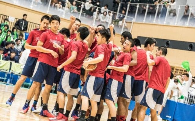 県予選にしてウインターカップ決勝の前哨戦!? 福岡県予選決勝、福岡大学附属大濠が福岡第一に競り勝つ