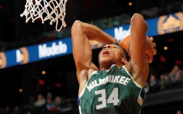 バックスの若きエース、ヤニス・アデトクンボはスマホからSNSアプリを削除「自分のことを伝えるテレビも見ない」