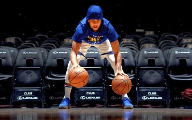 ステフィン・カリーは新契約にトレード拒否条項とプレーヤーオプションを希望、しかしウォリアーズは要求を却下