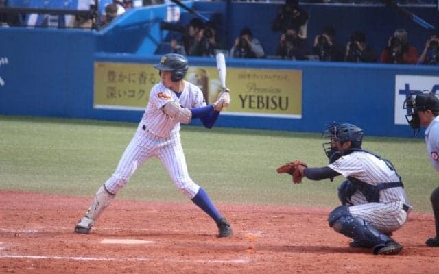 明徳義塾が市川悠太の完投で逃げ切り。馬淵監督は中央学院・大谷拓海に驚く【明治神宮野球大会】