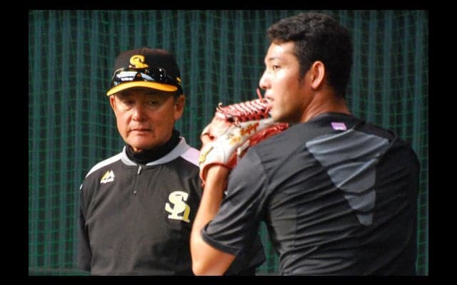 ソフトB久保コーチは褒めて伸ばす?!　ブルペンに響く「そう！そう！」の声