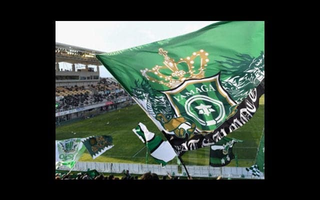 泣くな、松本山雅。J1を逃すも、まだ反町監督と理解あるファンがいる