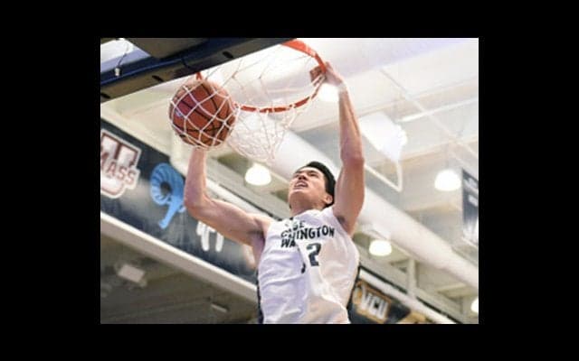 田臥に続く日本人NBA選手へ。米国で４年生の渡邊雄太に必要なもの