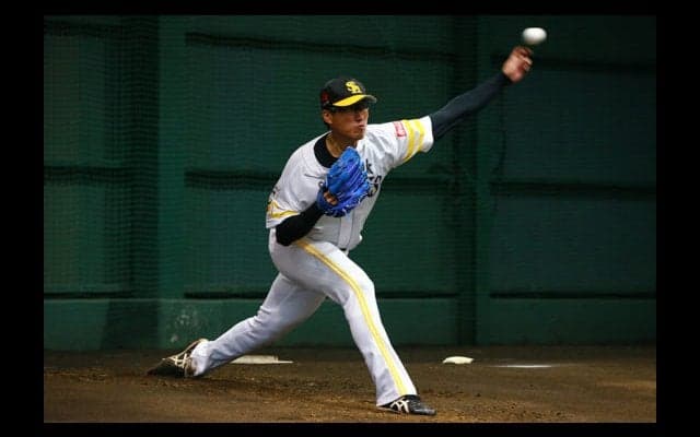 ヤクルト加入2選手の背番号　元ホークス山田が「34」、元西武の田代は「65」