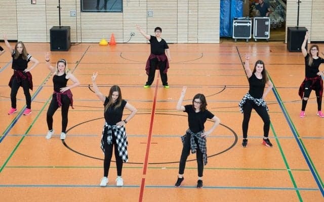 コミュニケーションツールとして「ダンス」を踊る高校生が増加