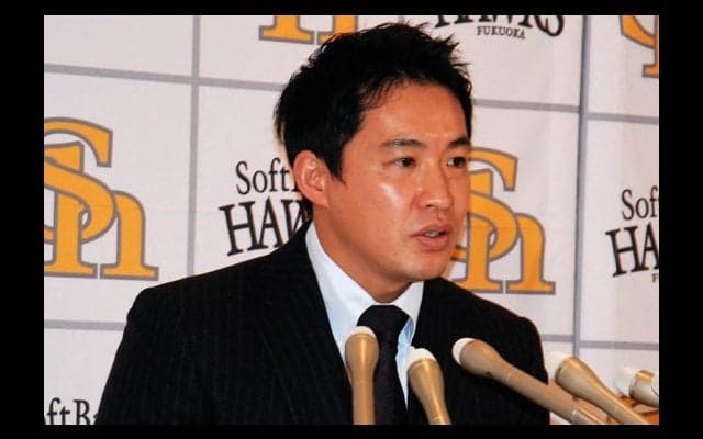 ホークス五十嵐が1000万増の3.6億円でサイン、条件クリアで1年自動延長