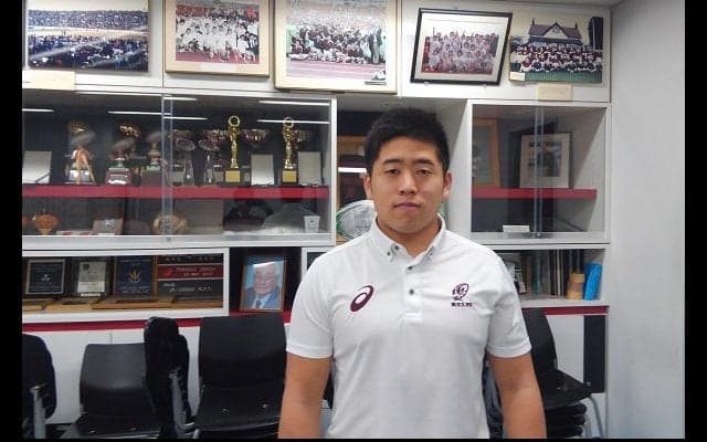  FXでも接点でも戦う。早大・佐藤真吾は、早明戦でも自分だけの世界を。 