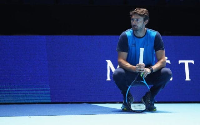 元世界ランキング1位のフェレロがチャンピオンズツアーでマーク・フィリポーシスに勝利