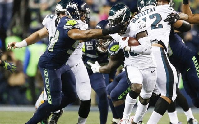 最強イーグルスに黒星手負いのシーホークスが奮起NFL第13週レビュー〜その2〜