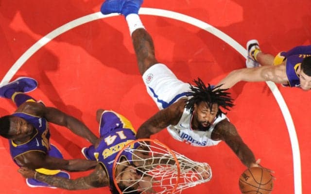 リバウンドでリーグ最下位のバックス、ディアンドレ・ジョーダン獲りに本腰!?