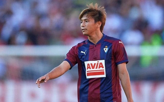 乾貴士、柴崎岳との日本人対決は実現せず…敵地での引き分けにも「自分自身は情けないプレー」