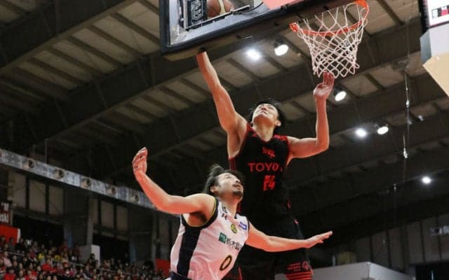 ハードワークを40分間貫き、勝負どころで本領発揮のアルバルク東京が栃木に連勝