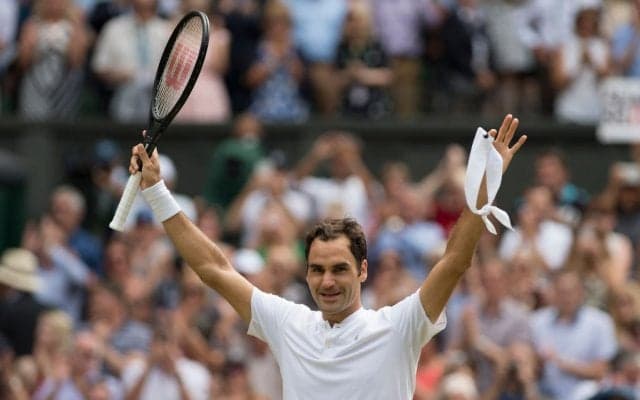 フェデラーモデルのミニラケット・コレクションが登場