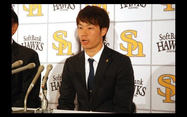 鷹・武田、25％減で大台割れ9000万円も納得サイン　代表選手のリスク軽減要望