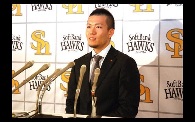 鷹・千賀、育成から球団初1億超え！　6000万増の1.25億円更改「不思議な感覚」