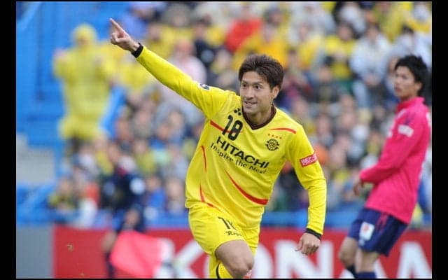 ヴィッセル神戸・田中順也、記念日を祝した一枚に「貴族感」「美男美女」の声