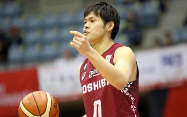 あこがれの先輩との対戦でエナジー全開の藤井祐眞、タフな守備と要所で得点連発