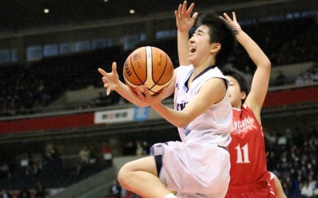 ウインターカップ開幕、精華女子が県立足羽を1点差で破り宿敵への挑戦権を得る