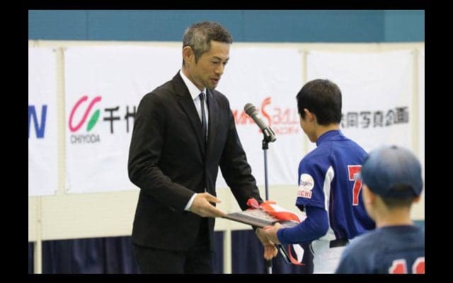 【MLB】イチローの打撃技術は「12歳までに作られた」　子供たちに明かした驚異の逸話