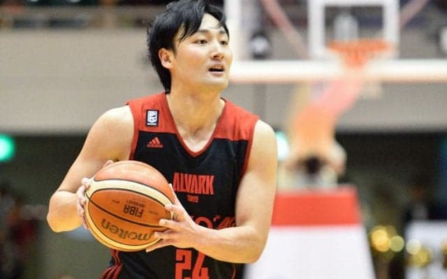 田中大貴が語るバスケ部時代vol.2「背番号『24』は、母校長崎西の『西＝24』」