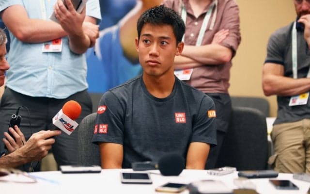 錦織が、自身とコラボした高級腕時計をSNSで宣伝。