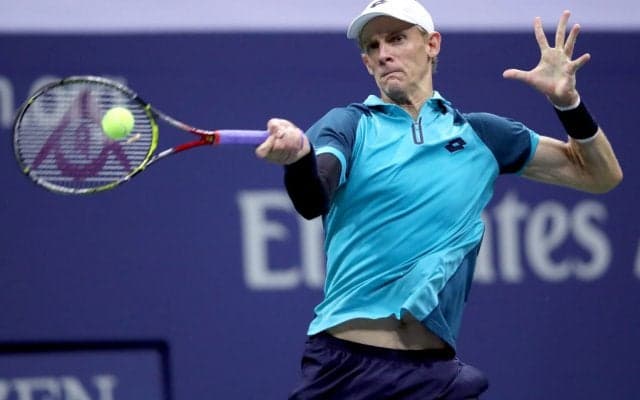 アンダーソンがカレーニョ ブスタを「ムバダラ・ワールド・テニス・チャンピオンシップ」の初戦で寄り切り