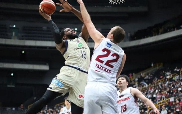 苦しい時間帯を耐えて逆転、川崎ブレイブサンダースが会心の試合運びで琉球を撃破