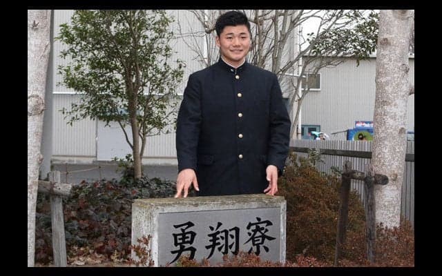 日ハムドラ1清宮が入寮　正月も「練習していた」、今年の願いは「日本一」