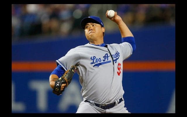 【MLB】ド軍韓国人左腕と美人アナ、挙式写真も話題に「ベリーキュートカップル」